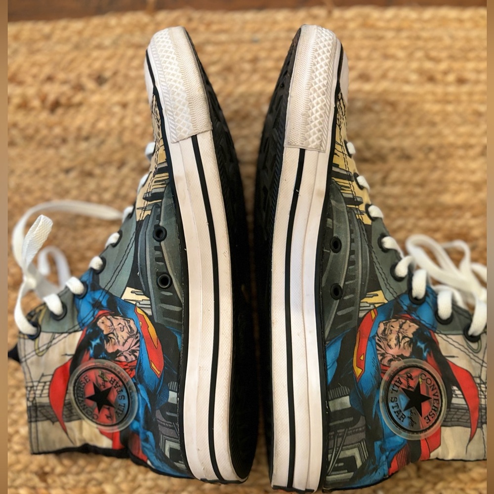 Converse Chuck Taylor All Star High Top DC Comics Superman Men 8 Women 10 - Picture 5 of 8